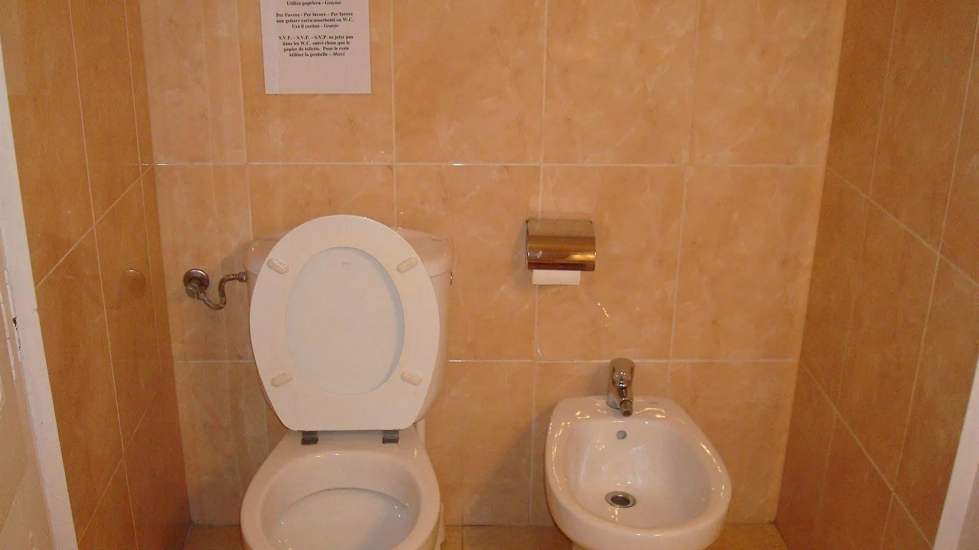 Hostal Rembrandt Barcelona Casa de hóspedes