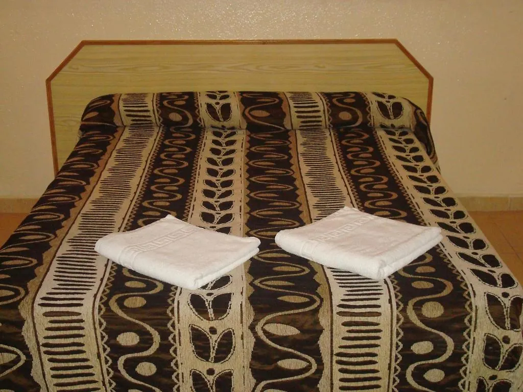 Hostal Rembrandt Барселона Гостевой дом
